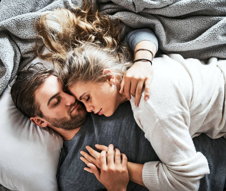 El vínculo de pareja afecta la calidad del sueño