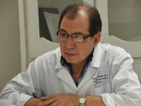 Dr. Andrés Arce