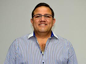 Dr. Walter Martínez Gill