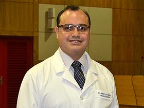 Dr. Elio Marín