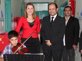 Dr. Derlis León en inauguración