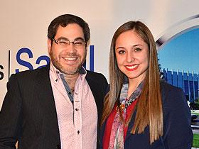 Dr. Jorge Villalba con asistente