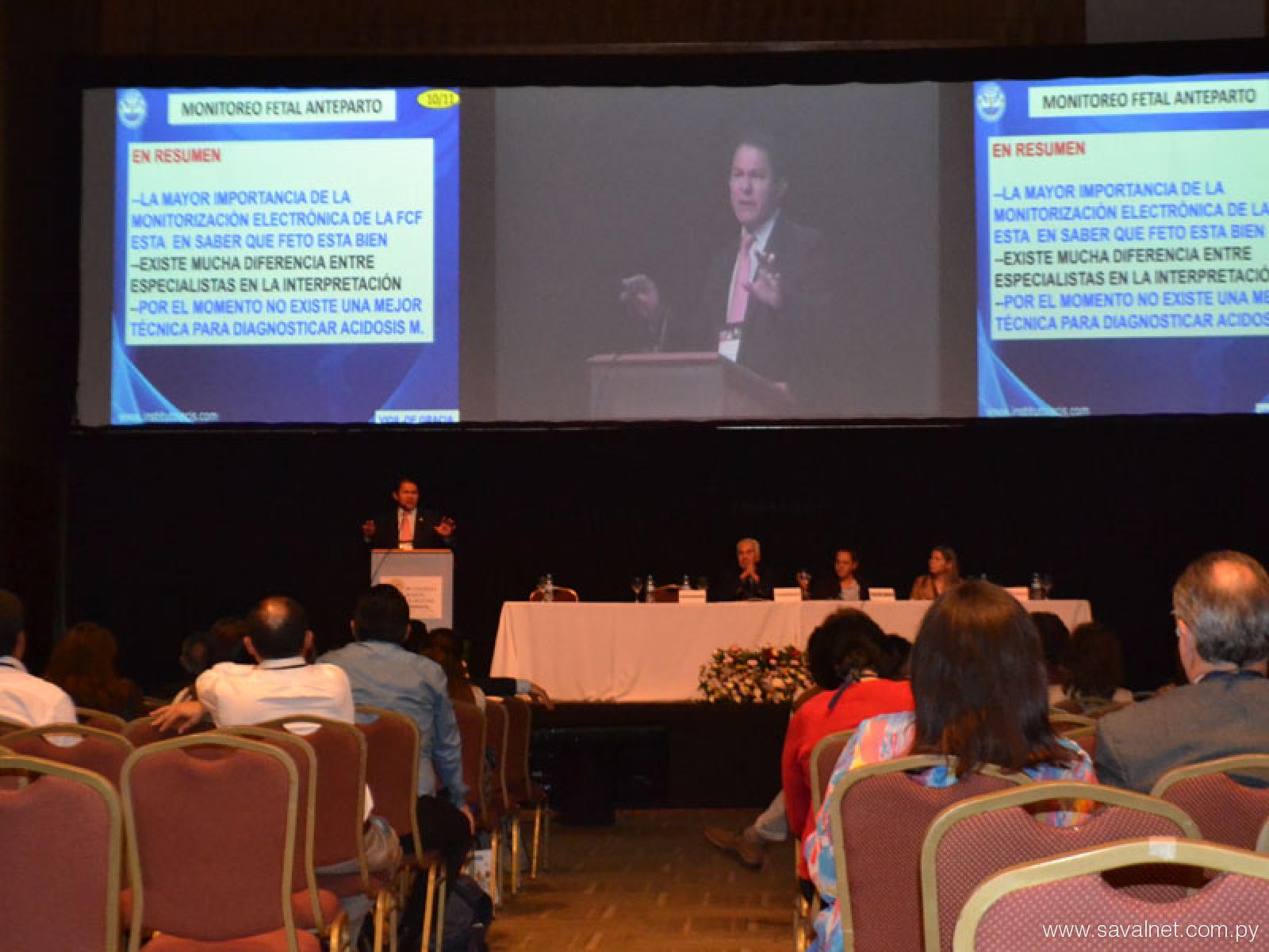 Disertantes del congreso de medicina perinatal