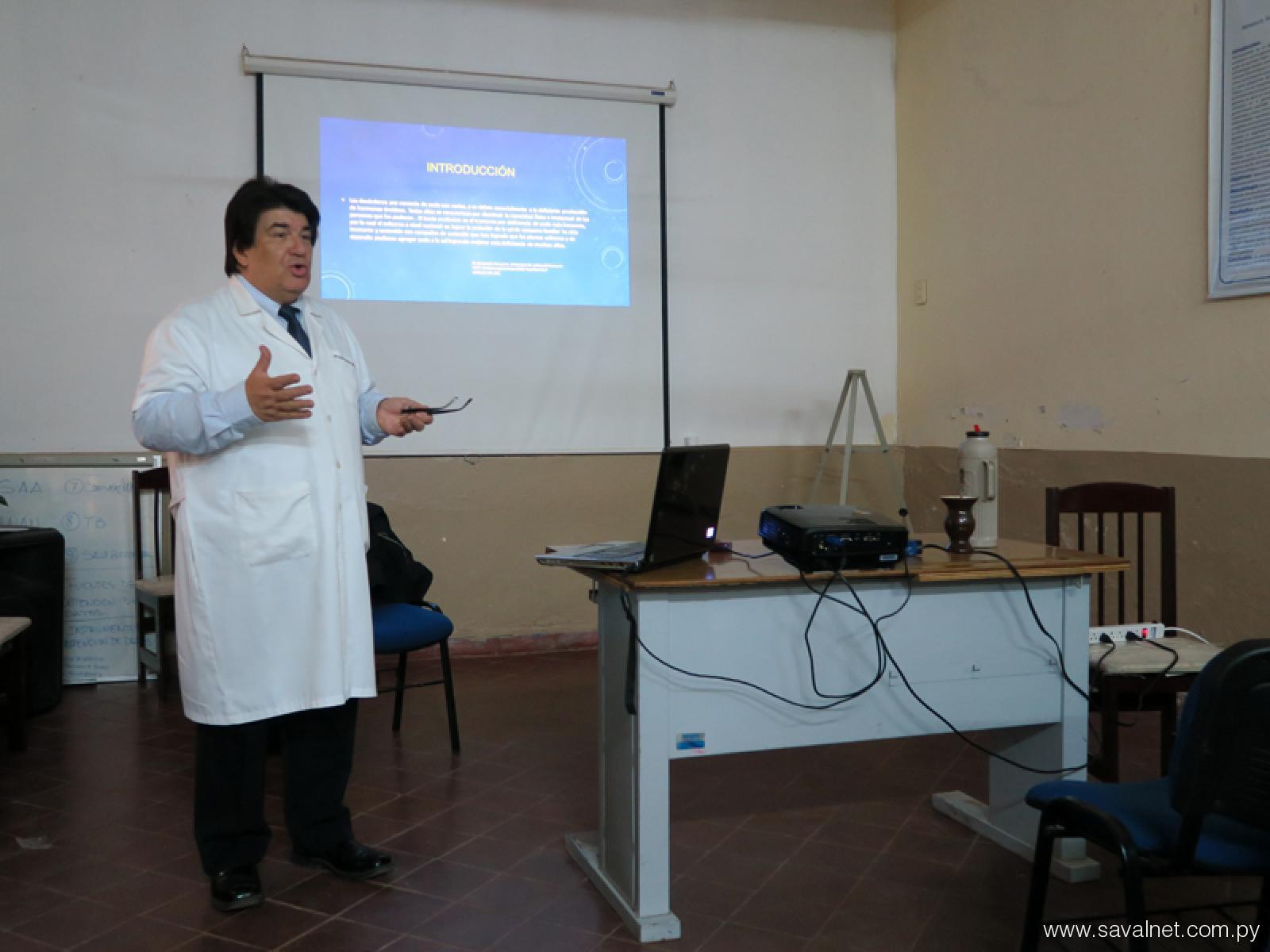 Dr. Jorge Jara Yorg presenta investigación
