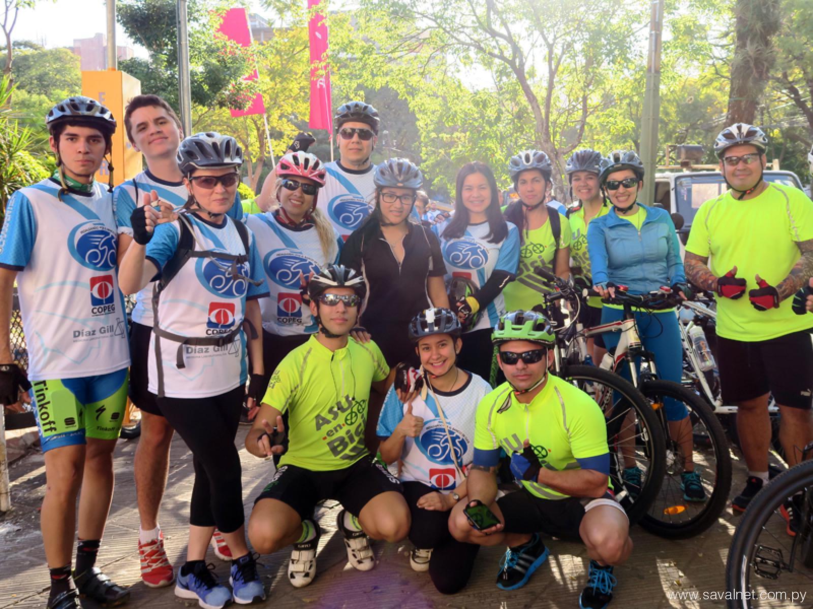 Pedaleando por el Banco de Ojos
