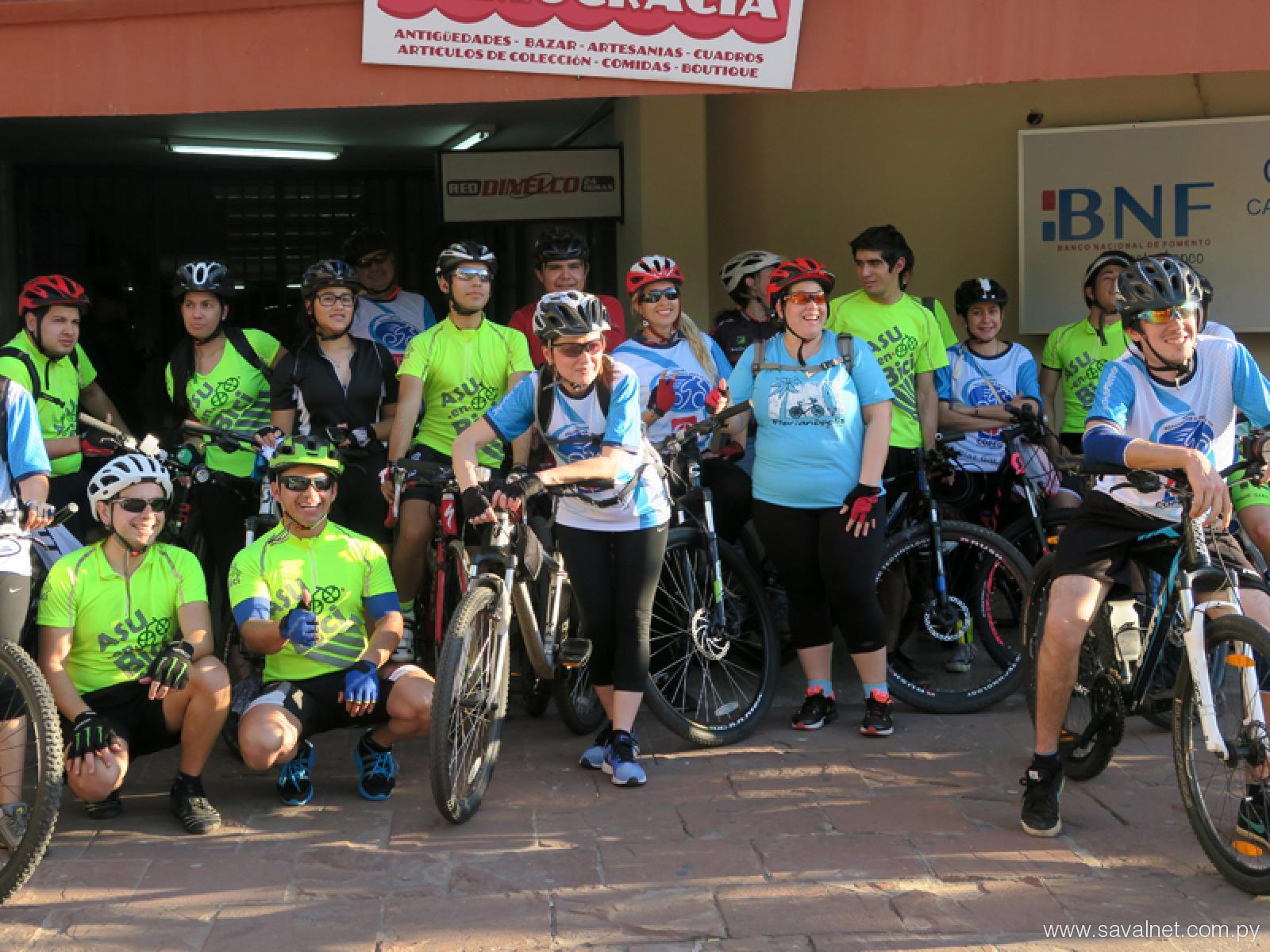 Pedaleando por el Banco de Ojos