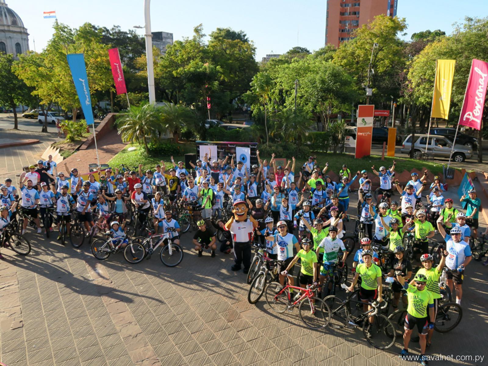 Pedaleando por el Banco de Ojos