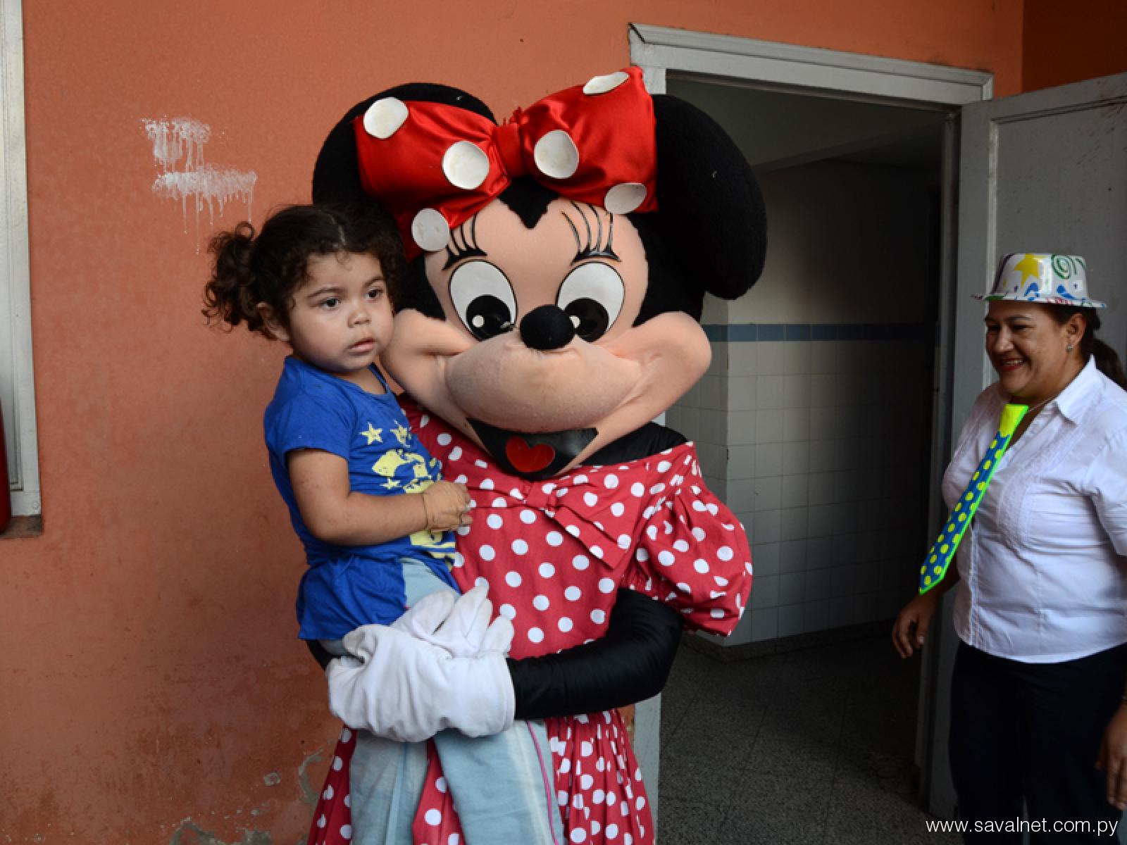 Médicos celebran Día del Niño