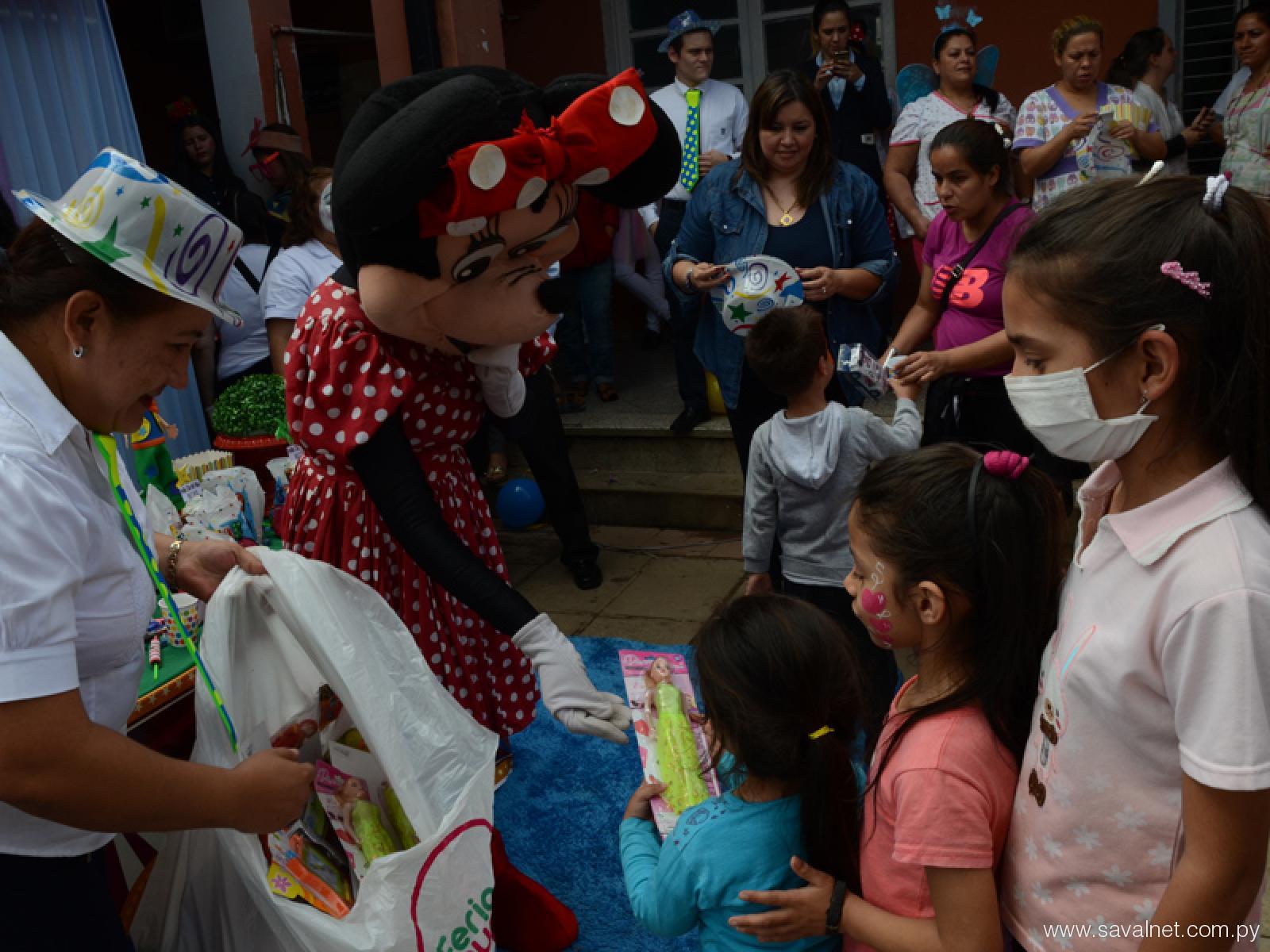 Médicos celebran Día del Niño