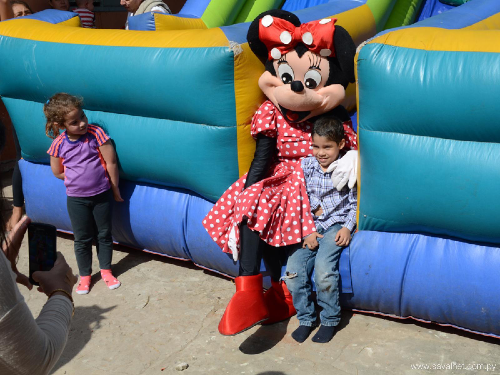 Médicos celebran Día del Niño