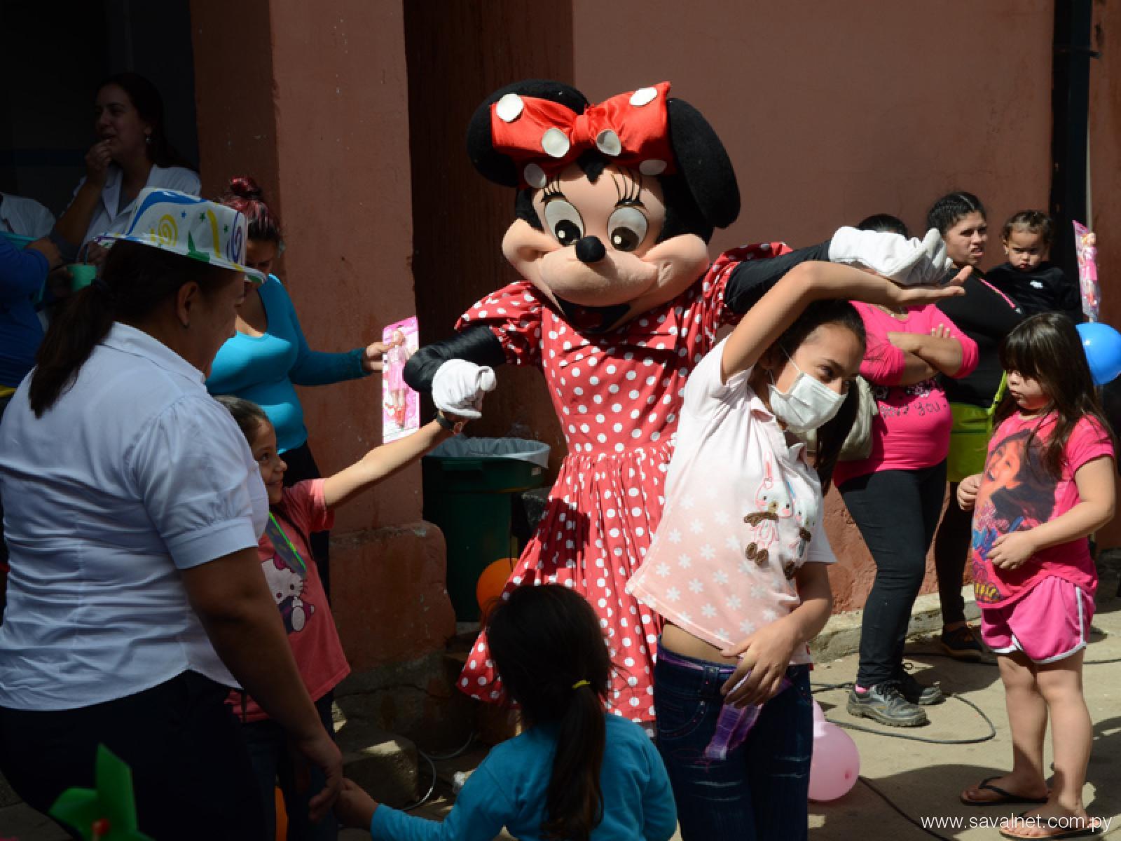 Médicos celebran Día del Niño