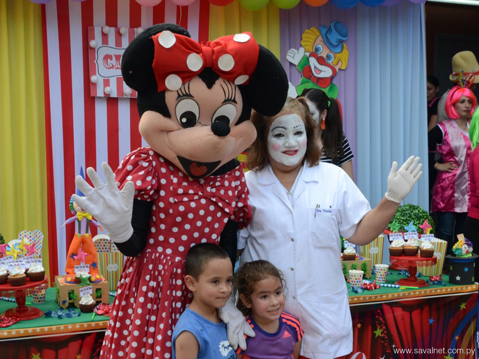 Médicos celebran Día del Niño