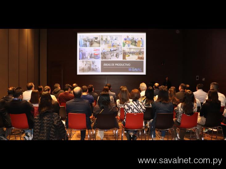 Oftalmólogos latinoamericanos descubren la planta SAVAL